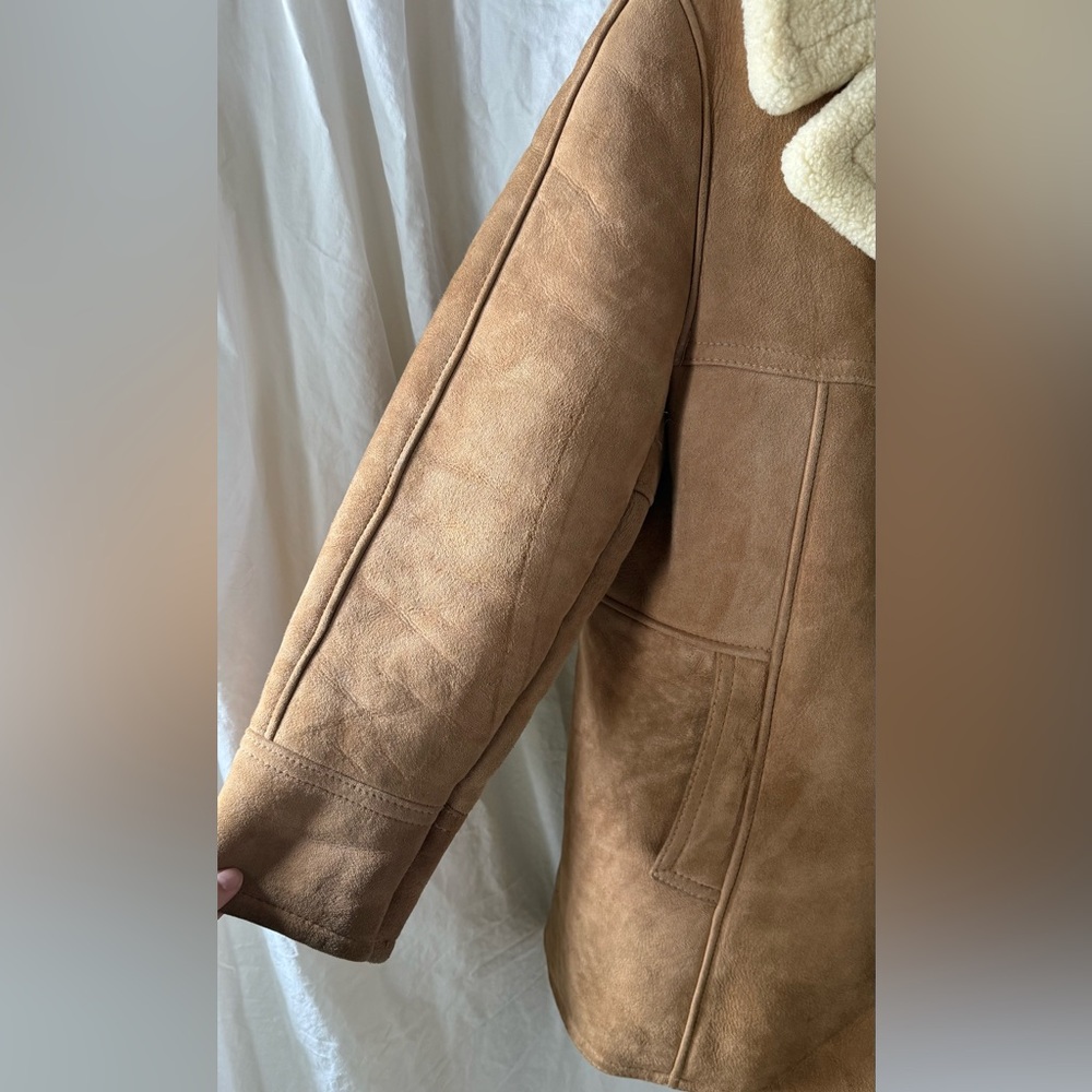 Men's Brown Shearling Jacket - Picture 6 of 7